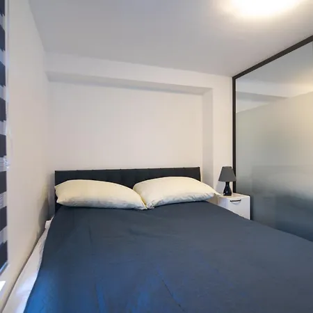 Lio Apartment *